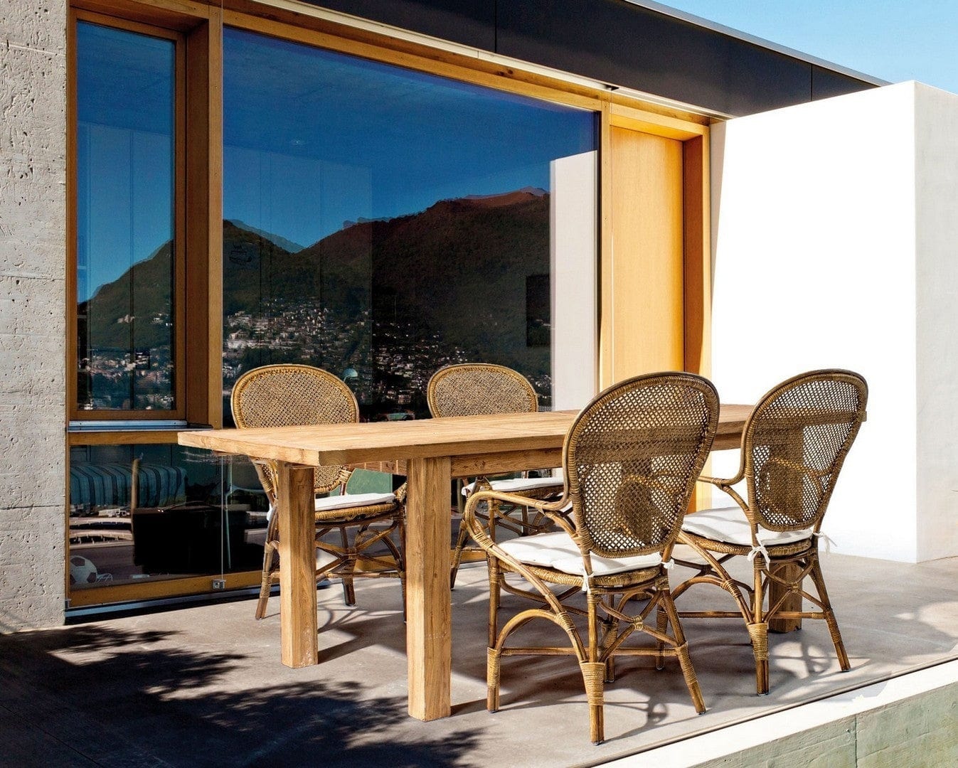 Masa extensibila de gradina / terasa din lemn de tec reciclat, Bounty Small Natural, L160-220xl95xH77 cm (1)