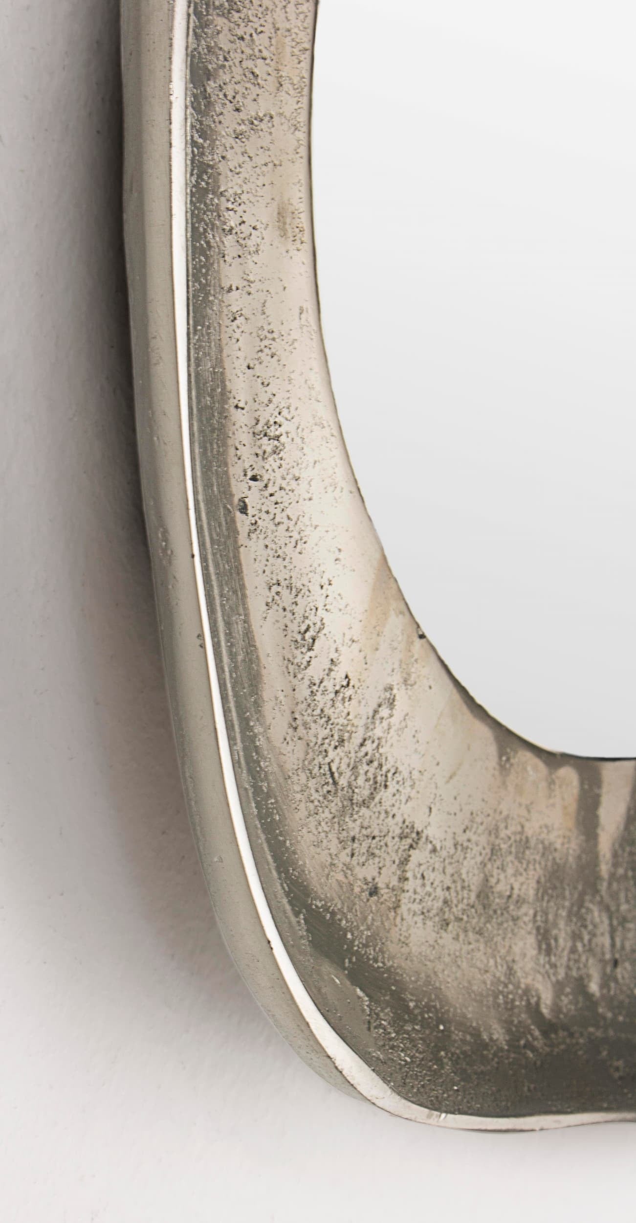 Oglinda decorativa cu rama din aluminiu, Asmita Nichel Antichizat, l31xH29 cm (1)