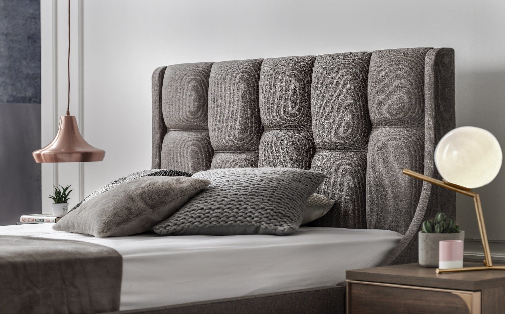 Dogtas Pat tapitat cu stofa Gold Grej