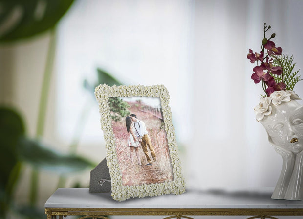 Rama foto decorativa din polirasina Millet Small Crem, 20 x 25 cm