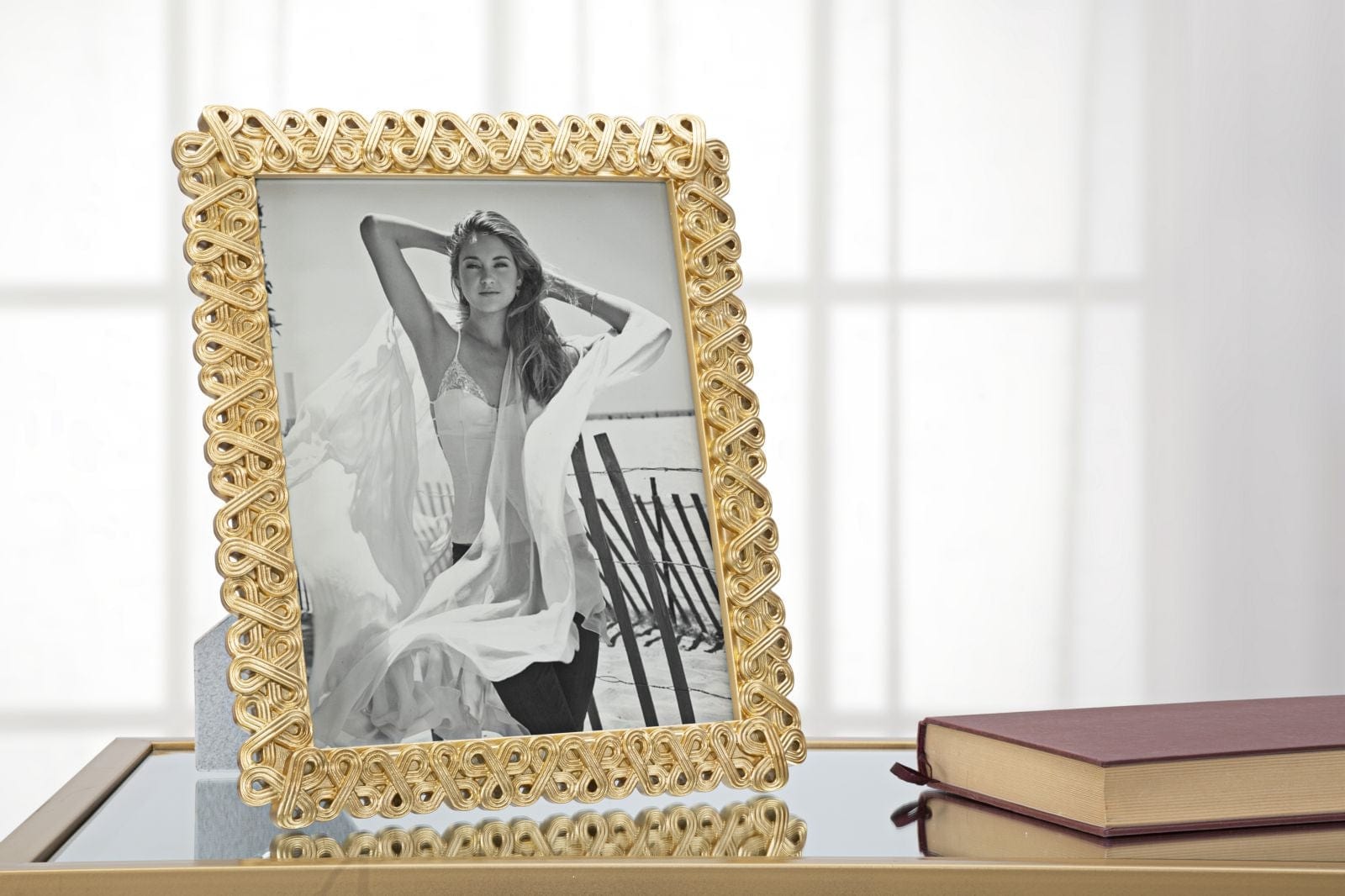 Rama foto decorativa din rasina, Pame Tall Auriu, 25,5 x 30,5 cm (1)