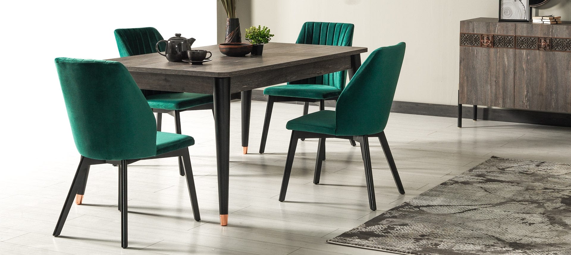 Serhat Scaun tapitat cu stofa si picioare din lemn Wella Velvet Verde / Negru, l46xA48xH87 cm