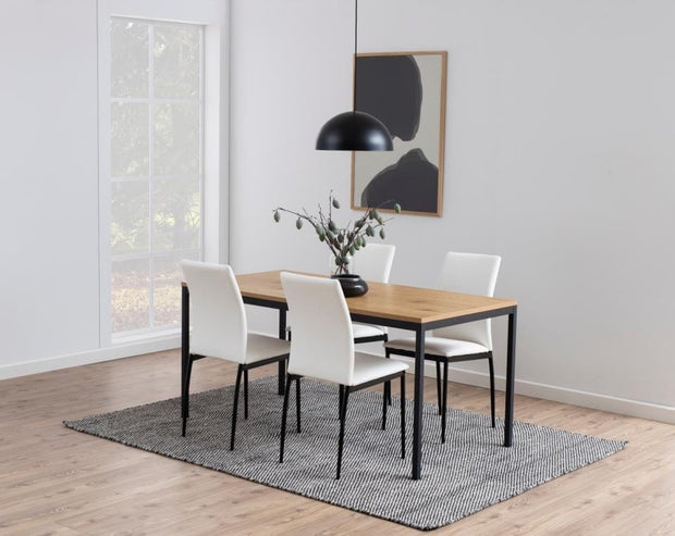 Set 4 scaune tapitate cu piele ecologica si picioare metalice Demina Alb / Negru, l43,5xA53xH92 cm (1)