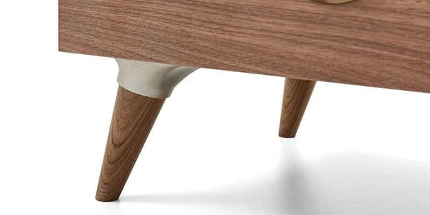 Dogtas Set Mobila Dormitor din pal, cu pat 200 x 180 cm, 5 piese Clara Nuc / Grej