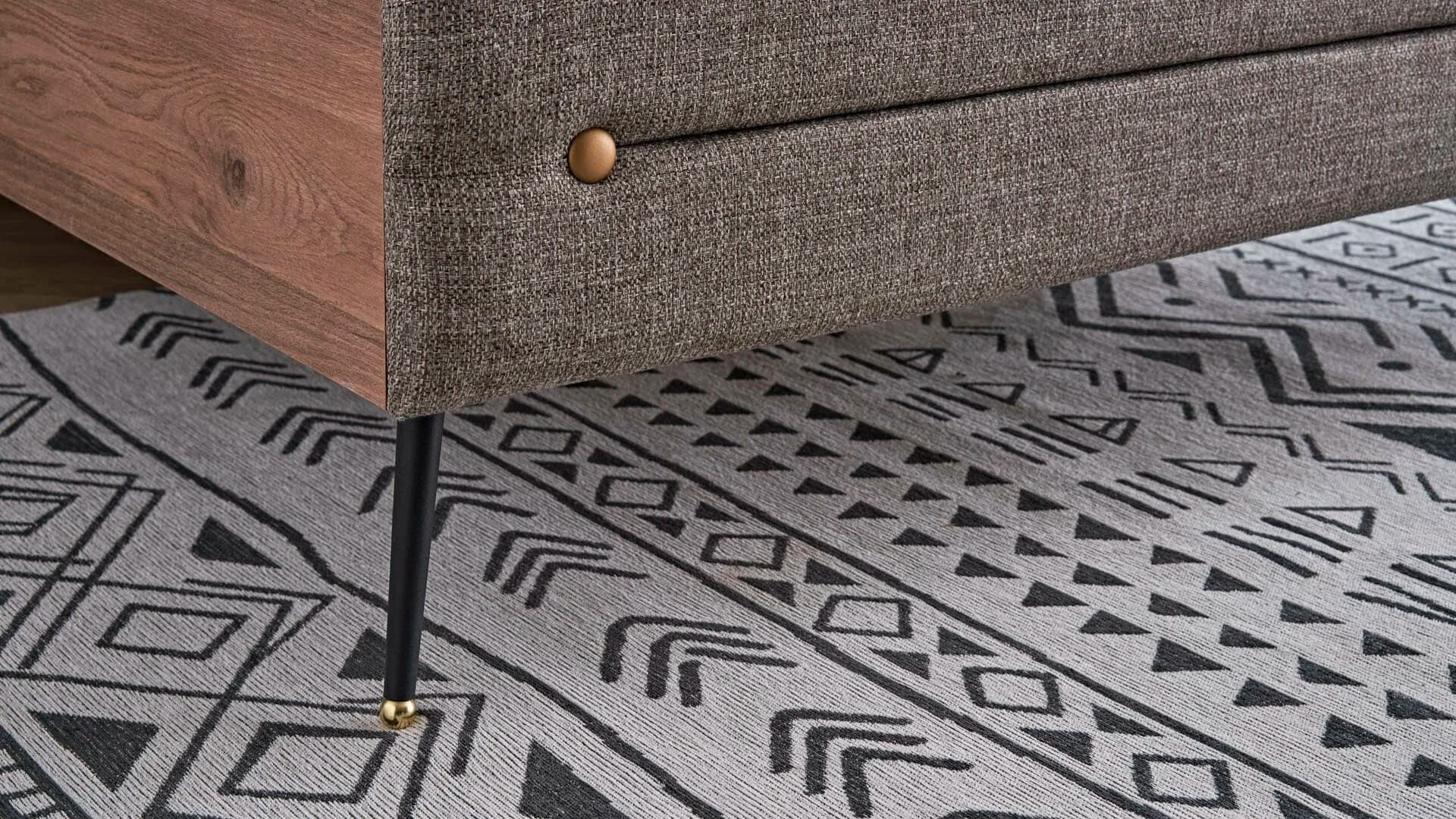 Dogtas Set Mobila Dormitor din pal si metal, cu pat 200 x 180 cm, 5 piese Larina Alb / Grej