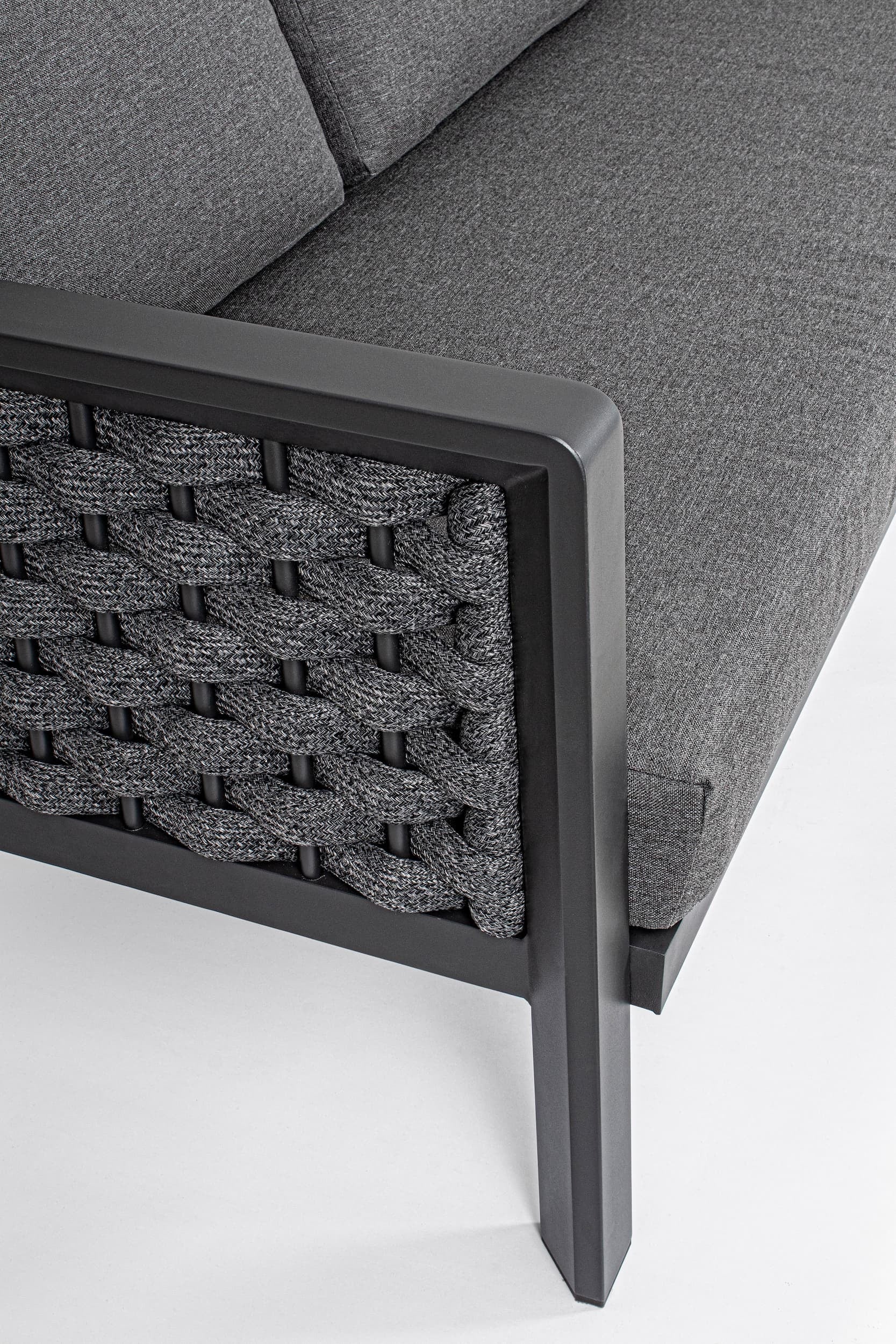 Set mobilier pentru gradina / terasa, Otavio Antracit, 2 fotolii + canapea 3 locuri + masa de cafea (9)