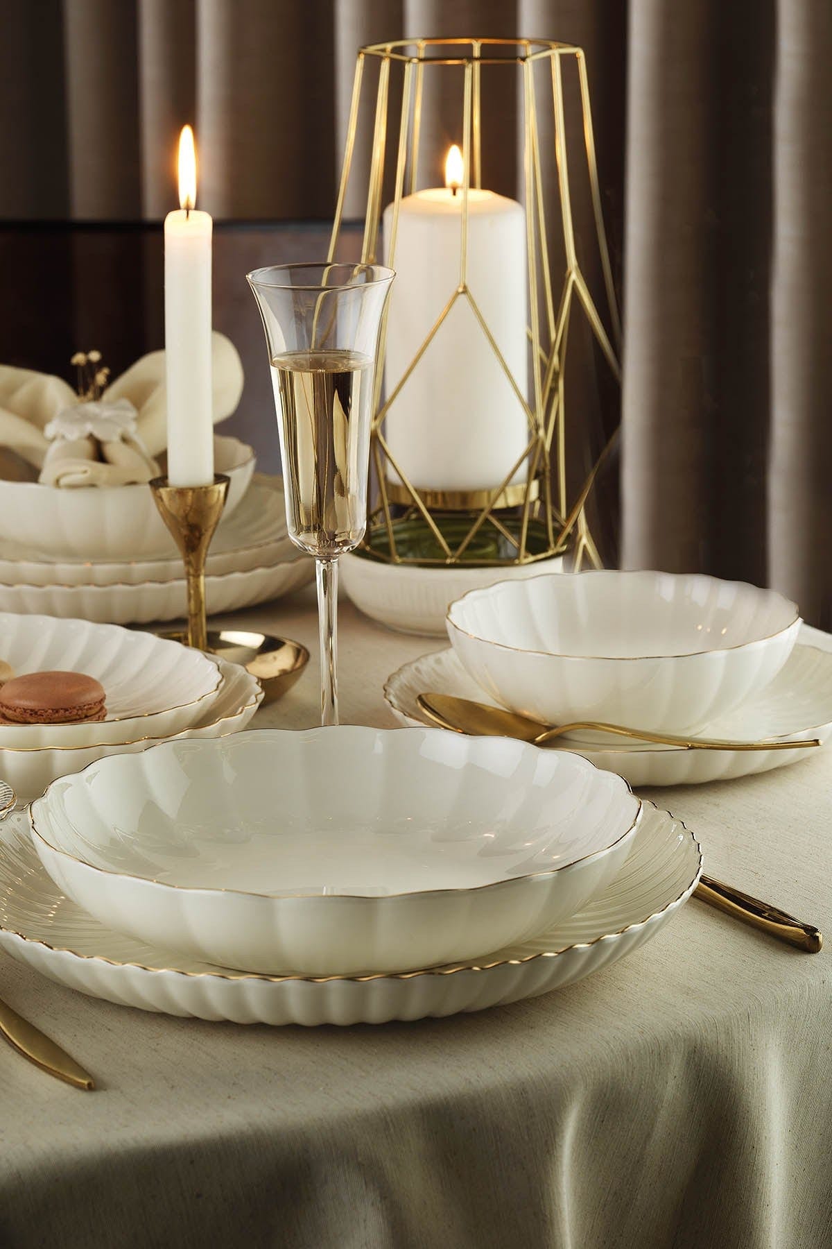 Asir Set vesela din portelan, Belfaz Multicolor, 52 piese