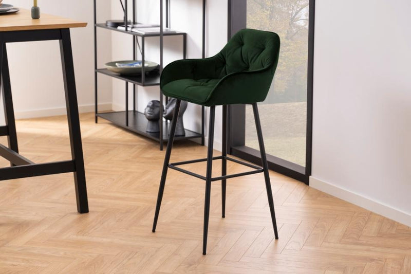 Set 2 scaune de bar tapitate cu stofa si picioare metalice, Brooke Velvet Verde / Negru, l52xA53xH104 cm (2)