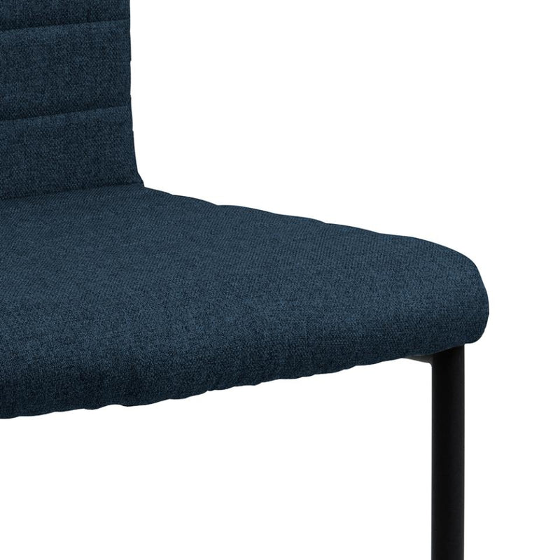 Set 2 scaune tapitate cu stofa si picioare metalice Gudrun Albastru inchis / Negru, l47,5xA63,5xH95,5 cm (4)