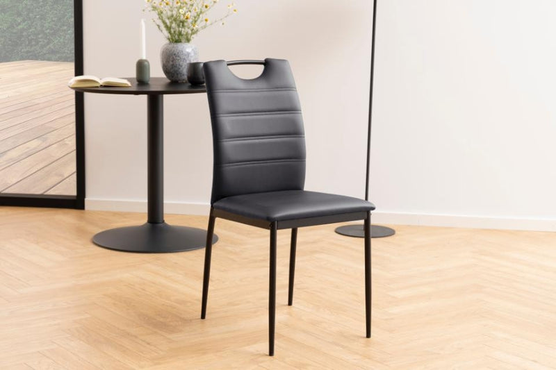 Set 4 scaune tapitate cu piele ecologica si picioare metalice Dia Negru, l43,5xA53xH92 cm (2)