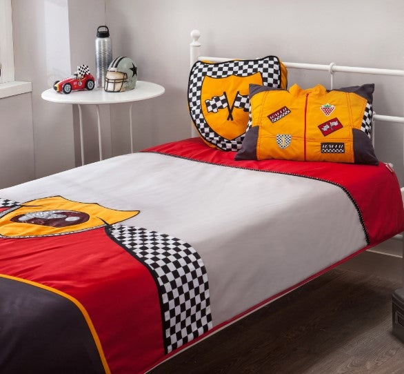 Set cuvertura pat copii si 2 perne decorative Bispeed Multicolor, 135 x 220 cm (1)
