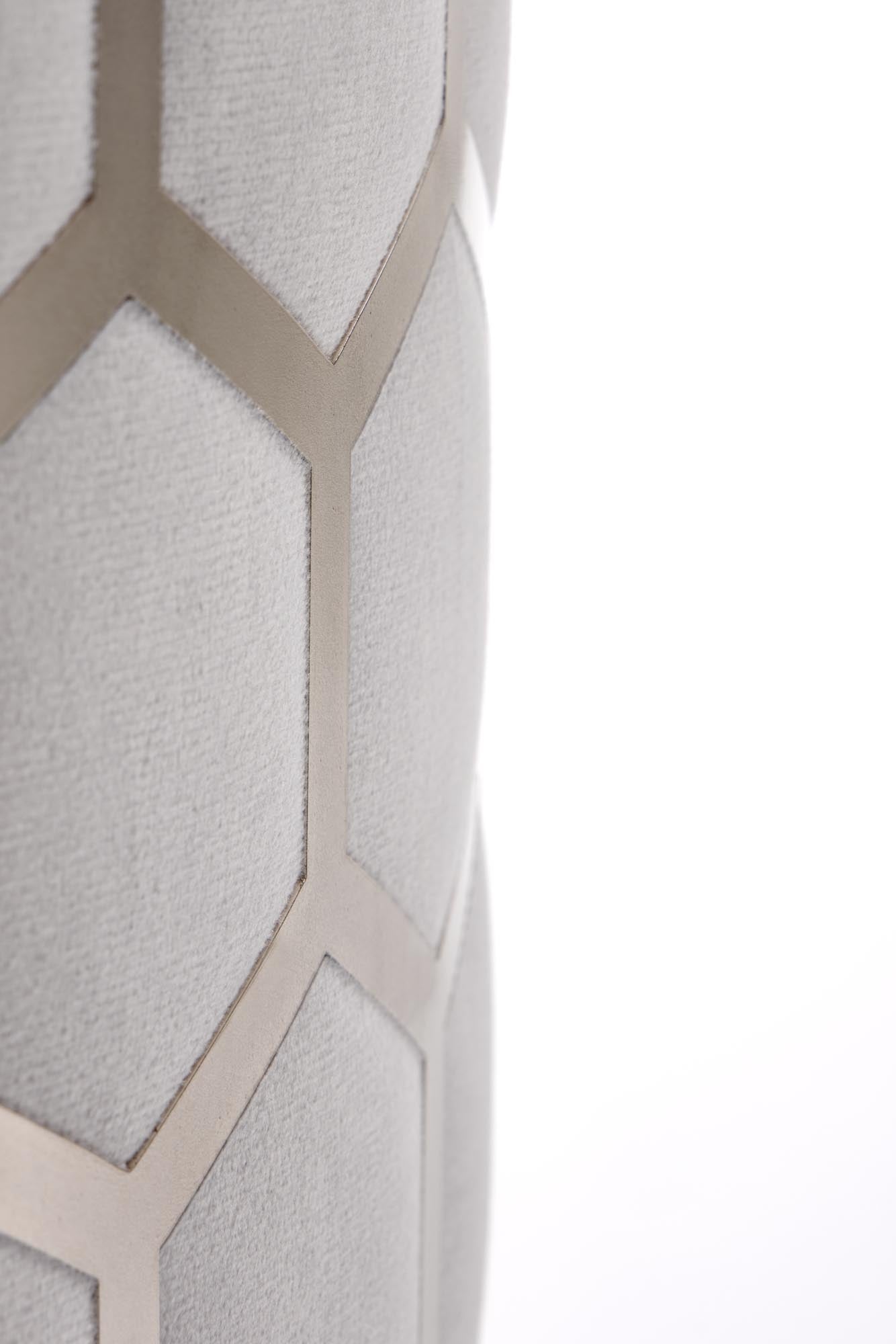 Halmar Taburet tapitat cu stofa, Aquarius Velvet Gri Deschis, Ø36xH44 cm