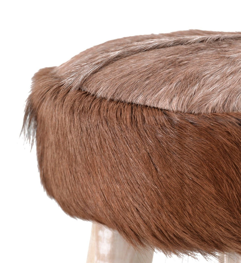 Taburet tapitat cu piele naturala si picioare din lemn Goat Maro / Natural, Ø38xH45 cm (2)