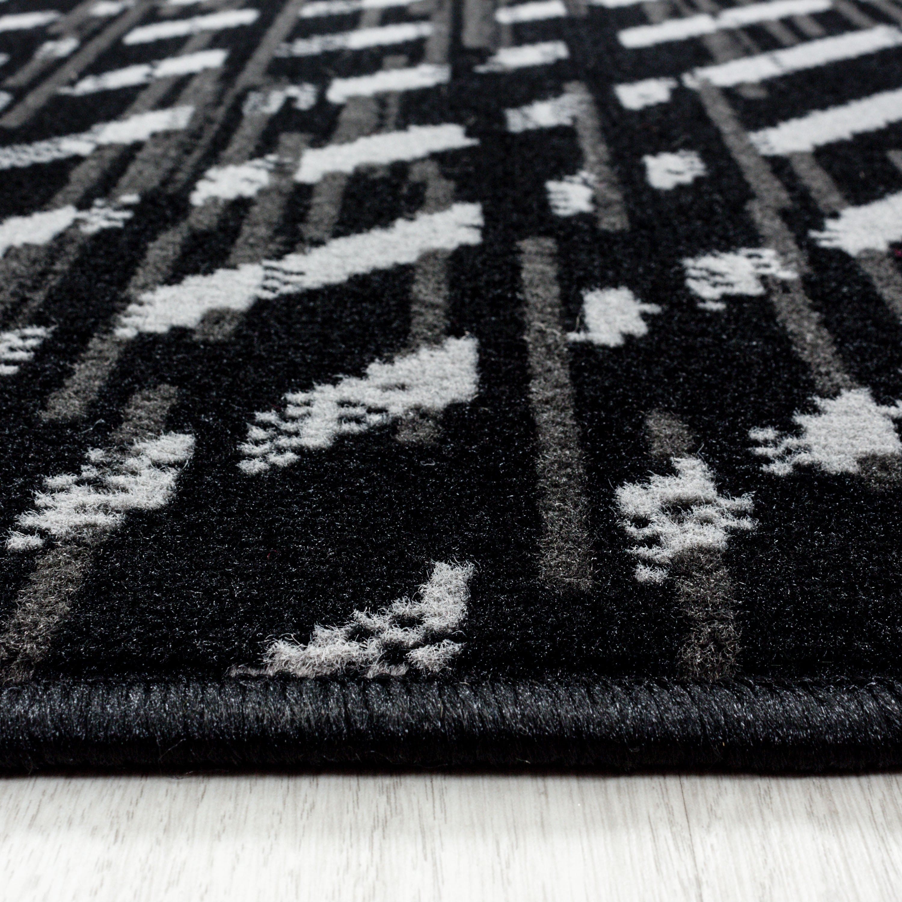 Traversa din PP Base 2810 Geometric Negru (1)