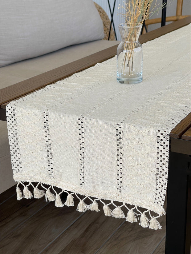 Oyo Traversa masa din bumbac Modif Dantel Nude, 35 x 145 cm