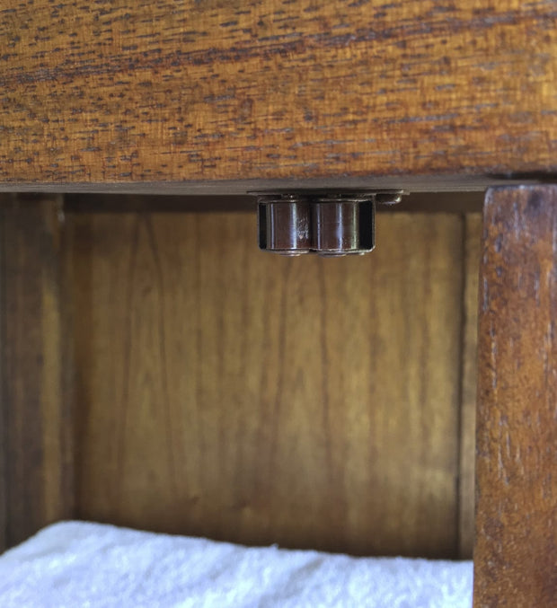 Vitrina din lemn si furnir, cu 3 sertare si 2 usi, Star III Small Nuc, l70xA35xH135 cm (4)